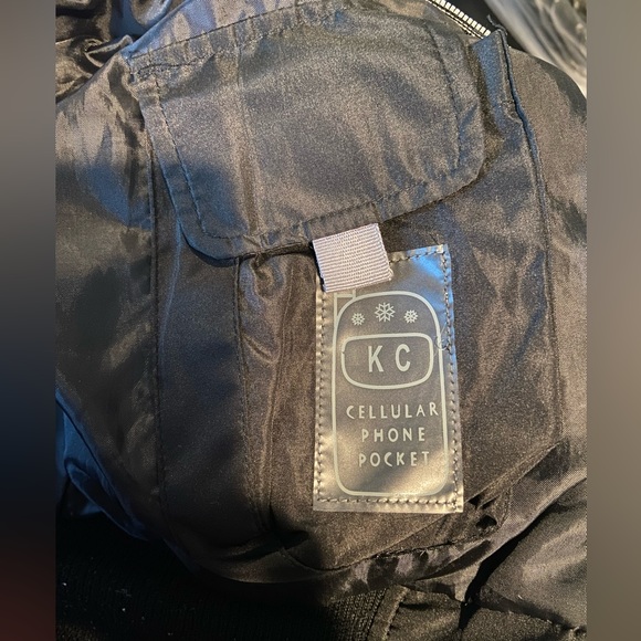 Black Puffer Jacket With Removable Hood - Picture 3 of 7